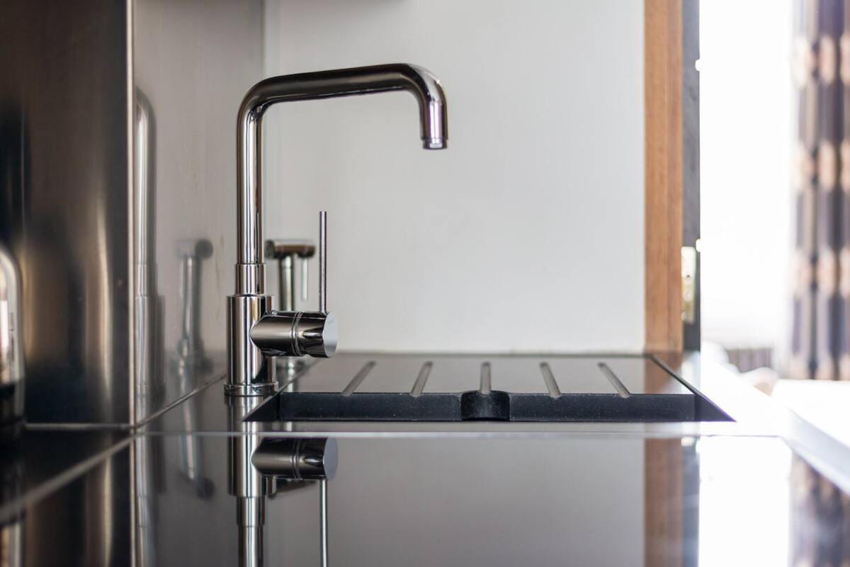 Award-Winning Designer Apartment ロンドン エクステリア 写真